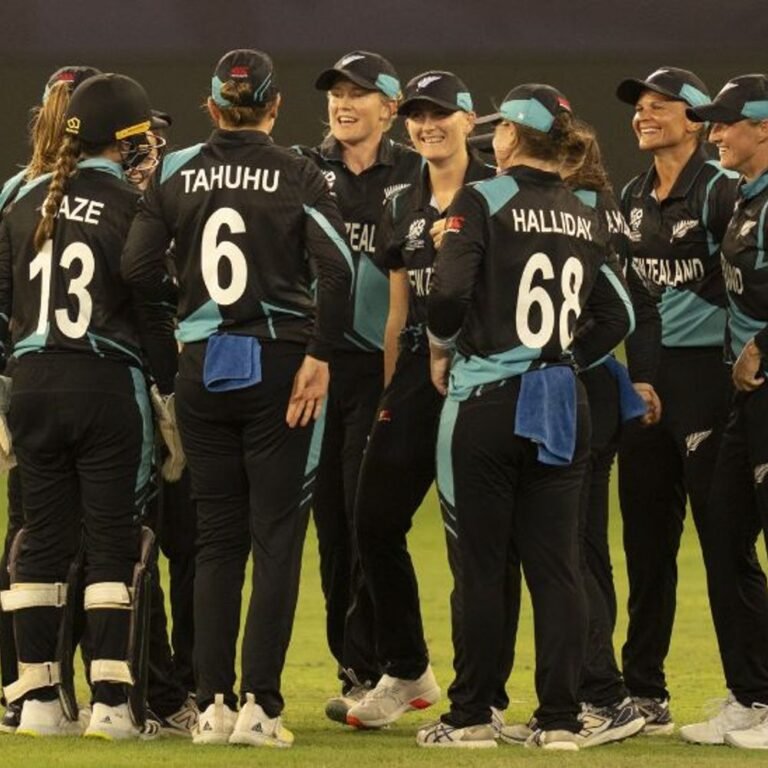 विमेंस टी20 वर्ल्डकप-न्यूजीलैंड ने भारत को 58 रन से हराया:कप्तान सोफी डिवाइन का अर्धशतक, मैयर ने 4 विकेट लिए
