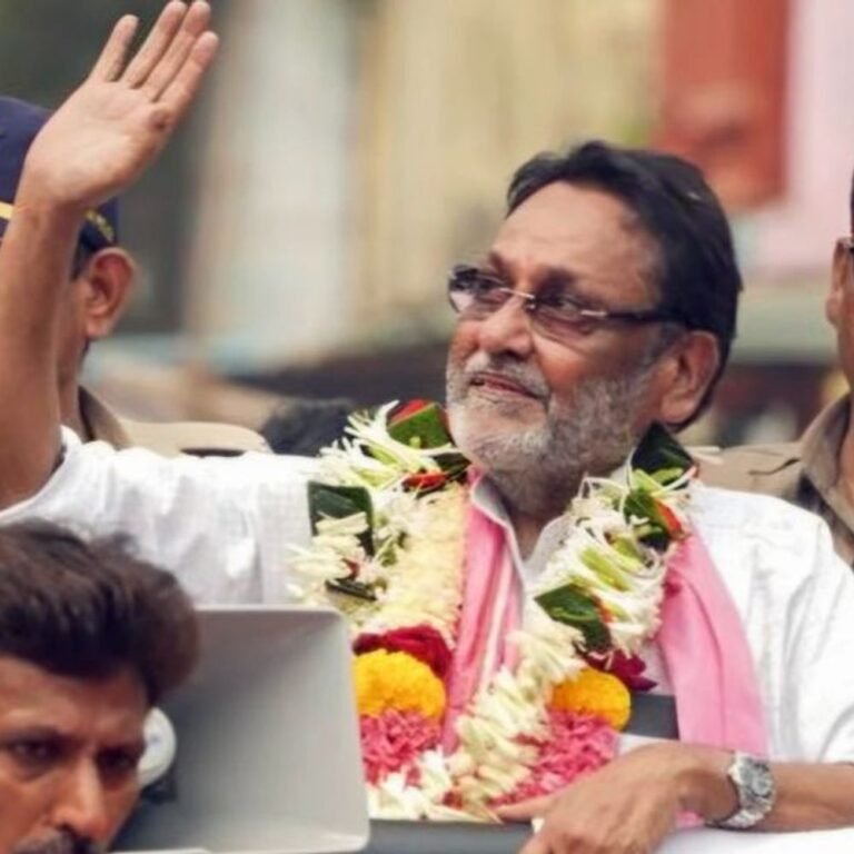 महाराष्ट्र विधानसभा चुनाव, आज नाम वापसी का अंतिम दिन:बागियों को मनाने में जुटे गठबंधन; इस बार 7995 उम्मीदवारों ने नामांकन किया