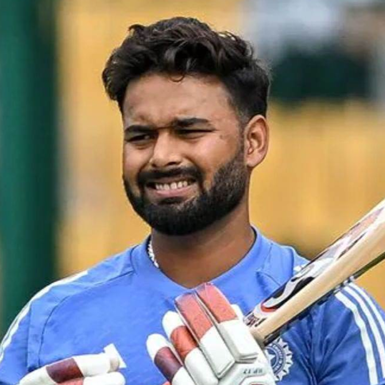 ऋषभ पंत लखनऊ सुपर जायंट्स के कप्तान बने:गोयनका बोले- वे 10 साल बाद IPL के सबसे सफल कैप्टन होंगे; ₹27 करोड़ में खरीदा था