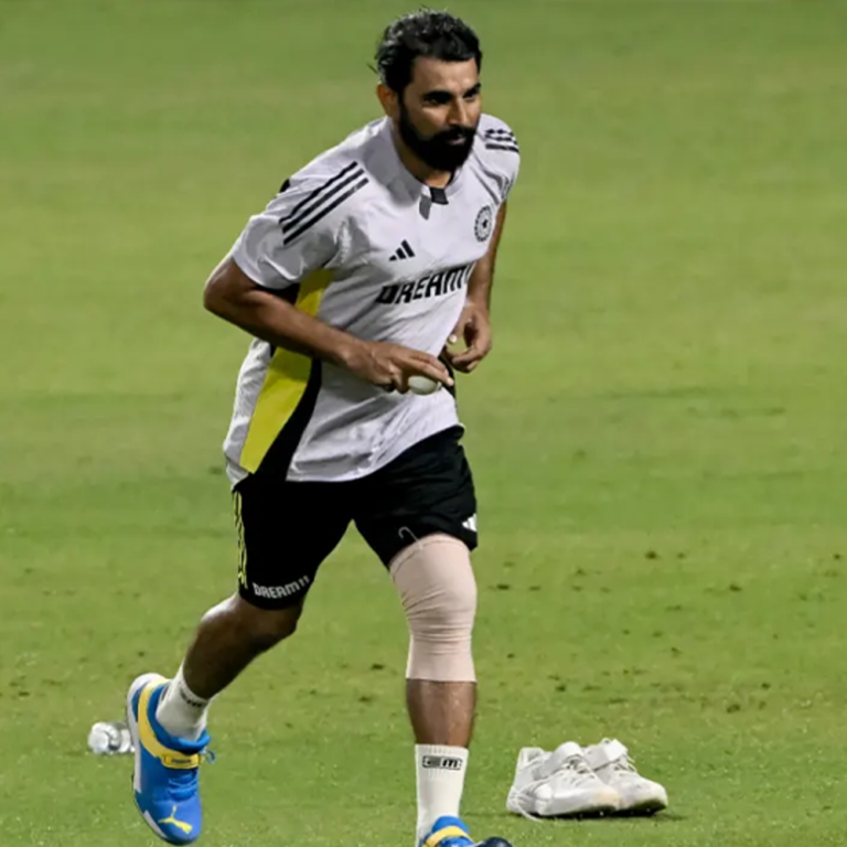 भारत-इंग्लैंड सीरीज- शमी ने पट्टी बांधकर प्रैक्टिस की:14 महीने बाद इंटरनेशनल क्रिकेट में वापसी; पहला मैच 22 जनवरी को कोलकाता में