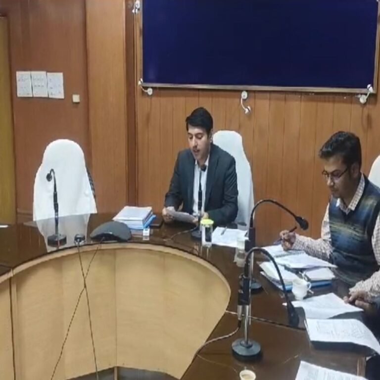 जांजगीर-चांपा में नगरीय निकाय और पंचायत चुनाव की तैयारी:11 फरवरी को नगरीय निकाय का मतदान, 3 चरणों में होंगे पंचायत चुनाव