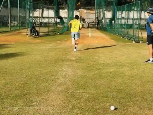 मोहम्मद शमी चैंपियंस ट्रॉफी से वापसी कर सकते हैं:VIDEO पोस्ट कर लिखा- दुनिया से टकराने के लिए तैयार, फुल स्ट्रेंथ बॉलिंग करते दिखे