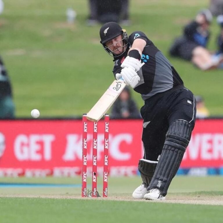 मार्टिन गप्टिल ने इंटरनेशनल क्रिकेट से संन्यास लिया:वनडे वर्ल्ड कप का हाईएस्ट इंडिविजुअल स्कोर बना चुके; न्यूजीलैंड के टॉप टी-20 स्कोरर