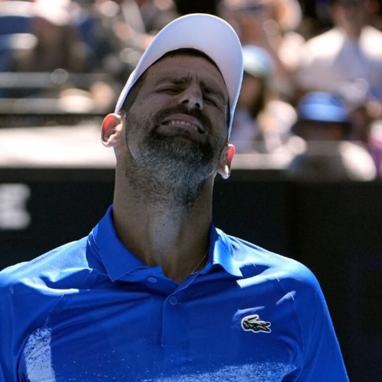 ऑस्ट्रेलियन ओपन- जोकोविच ने सेमीफाइनल मुकाबला छोड़ा:मसल्स में खिंचाव के कारण फैसला लिया; ज्वेरेव पहली बार फाइनल में