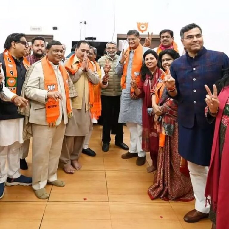 दिल्ली में 19-20 फरवरी को नए CM की शपथ संभव:भाजपा की बैठक जारी; प्रवेश वर्मा बोले- यमुना की सफाई सरकार के प्रमुख एजेंडे में