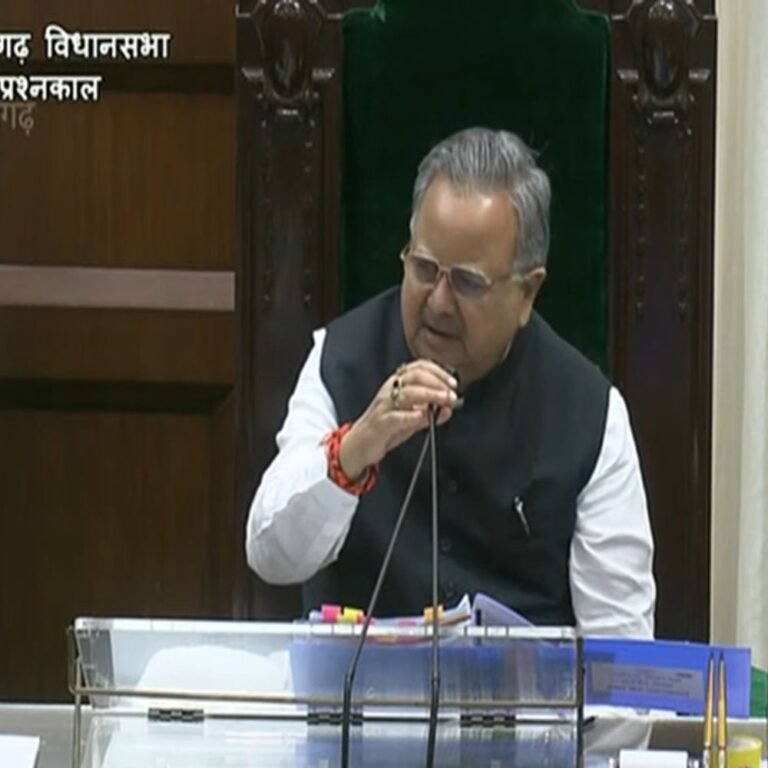 नक्सल इलाकों में फंड 557 करोड़, खर्च 998 करोड़:चंद्राकर-विजय शर्मा हुए आमने-सामने, रिकेश सेन के लहजे पर डॉ रमन हुए नाराज