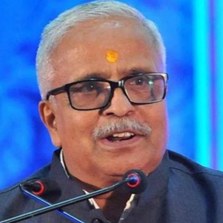 भैयाजी जोशी बोले- मुंबई के हर हिस्से की भाषा अलग:RSS नेता ने कहा– मराठी जानना जरूरी नहीं; उद्धव बोले- देशद्रोह का केस दर्ज हो