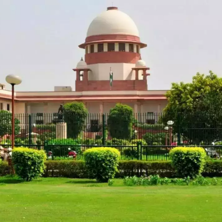 वकील ने सुप्रीम कोर्ट में आत्महत्या की धमकी दी:जस्टिस ओक बोले- लिखित माफी मांगिए या नतीजे भुगतने को तैयार रहें