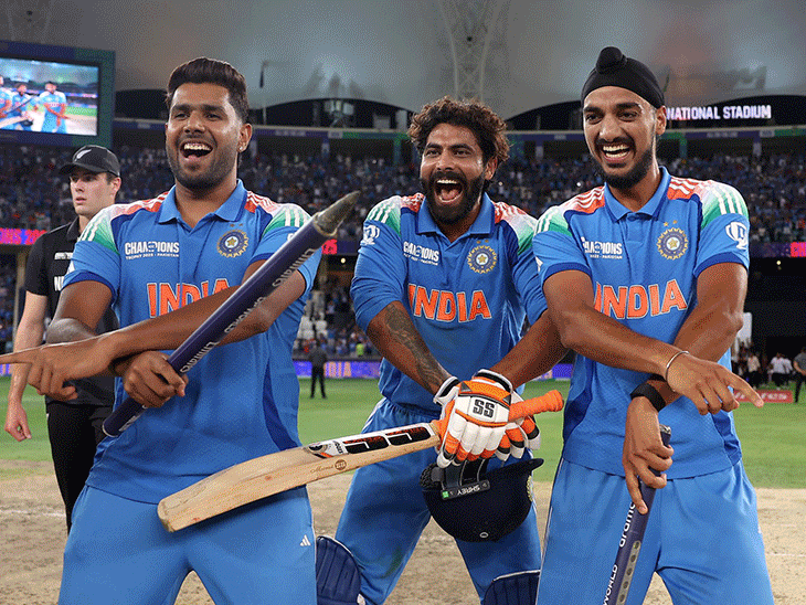 जडेजा, हर्षित और अर्शदीप का गंगनम स्टाइल डांस:कोहली-रोहित ने डांडिया खेलकर जीत सेलिब्रेट की; भारत ने 4, न्यूजीलैंड ने 2 कैच छोड़े; मोमेंट्स