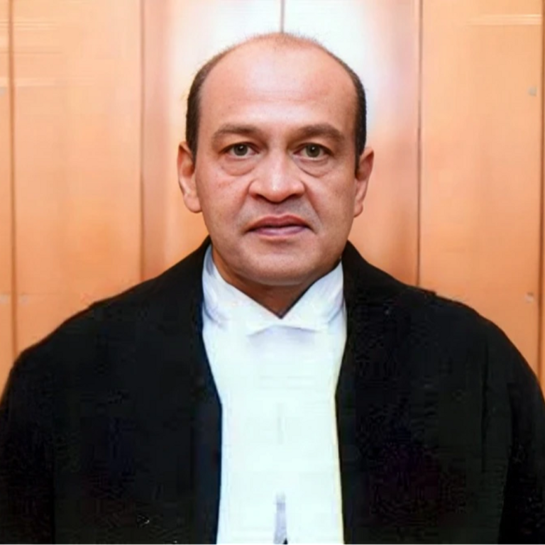 दिल्ली हाईकोर्ट जज के बंगले पर मिला कैश:आग लगने पर मामला सामने आया, कॉलेजियम ने ट्रांसफर की सिफारिश की
