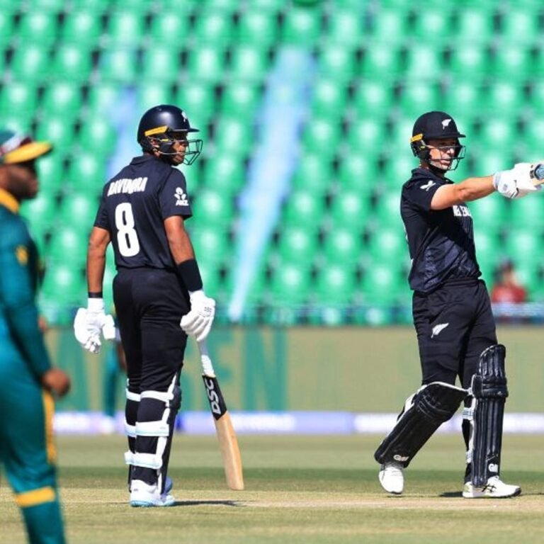 चैंपियंस ट्रॉफी- दूसरा सेमीफाइनल NZ Vs SA:एनगिडी ने विल यंग को पवेलियन भेजा, रचिन 5 चौके लगा चुके; न्यूजीलैंड 51/1