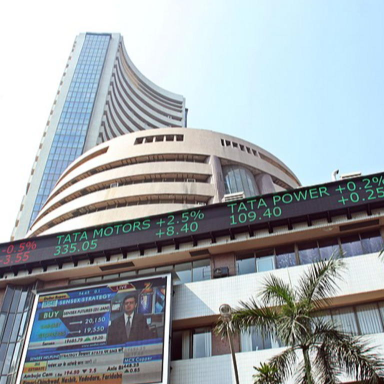 शेयर बाजार में इस हफ्ते उतार-चढ़ाव का अनुमान:टैरिफ, RBI रेट कट से लेकर FII-DII फ्लो तक; यह फैक्टर्स तय करेंगे बाजार की चाल