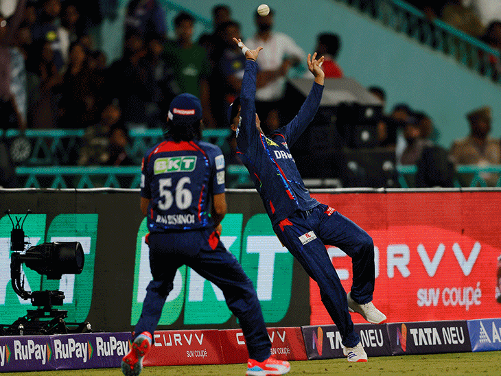 प्रभसिमरन का स्विच हिट से चौका:श्रेयस ने सिक्स लगाकर मैच जिताया; बडोनी-बिश्नोई ने मिलकर कैच लपका