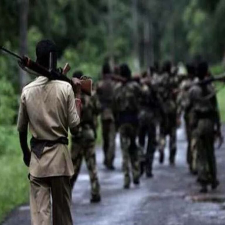 शाह के दौरे से पहले नक्सली शांति वार्ता को तैयार:सेंट्रल कमेटी बोला- 15 महीने में 400 साथियों को मारा, ऑपरेशन रोकें, युद्धविराम कर देंगे