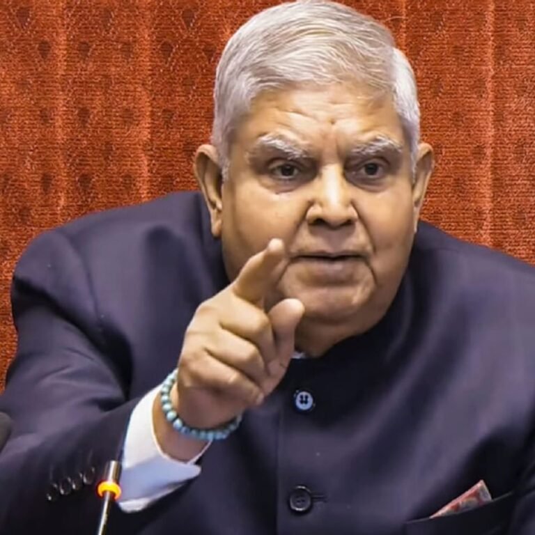 उपराष्ट्रपति बोले- अदालतें राष्ट्रपति को आदेश नहीं दे सकतीं:जज ‘सुपर संसद’ की तरह काम कर रहे, अनुच्छेद 142 न्यूक्लियर मिसाइल बन गया