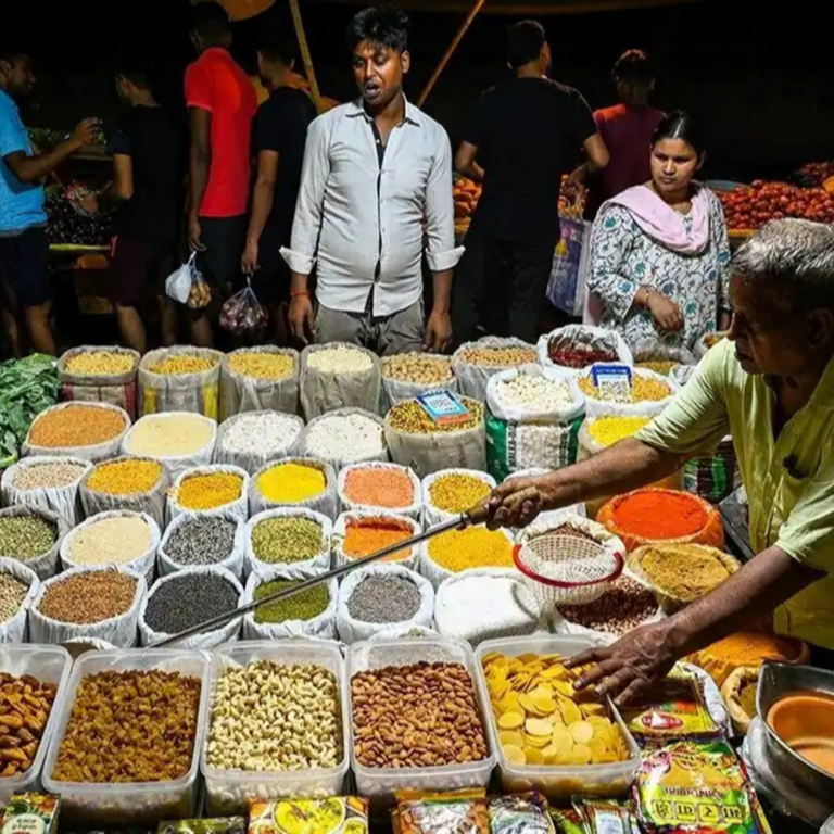 रिटेल महंगाई 5 साल 7 महीनों में सबसे कम:मार्च में घटकर 3.34% पर आई, खाने-पीने के सामानों के दाम घटने का असर