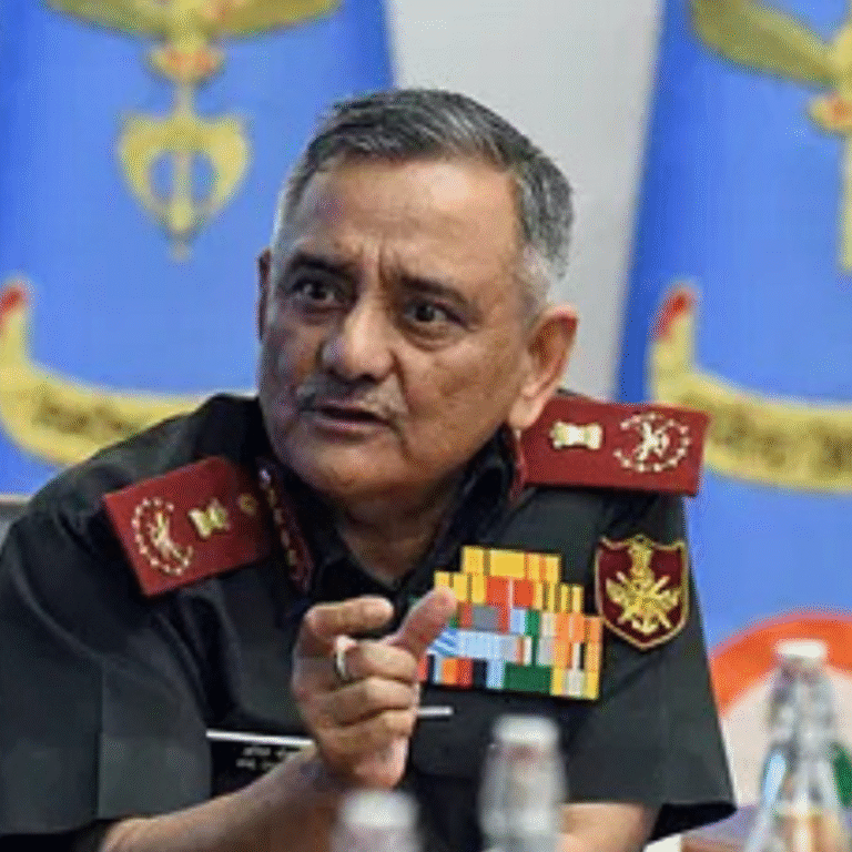 CDS बोले- पाकिस्तान से संघर्ष में भारतीय फाइटर जेट क्रैश:ब्लूमबर्ग से इंटरव्यू में कहा- पाकिस्तान का 6 विमान गिराने का दावा गलत