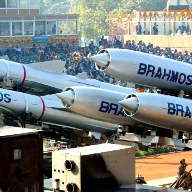 ऑपरेशन सिंदूर में भारत ने 15 ब्रह्मोस दागीं:पाकिस्तान के 11 एयरबेस को निशाना बनाया; जम्मू में लोग बोले- हमें पाकिस्तान पर भरोसा नहीं