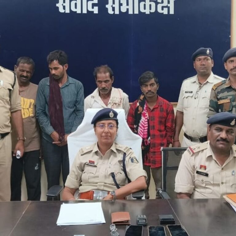 मुंगेली में गांजा तस्करी का भंडाफोड़:45 किलो गांजा के साथ 4 अंतर्राज्यीय तस्कर गिरफ्तार, कार और मोबाइल जब्त