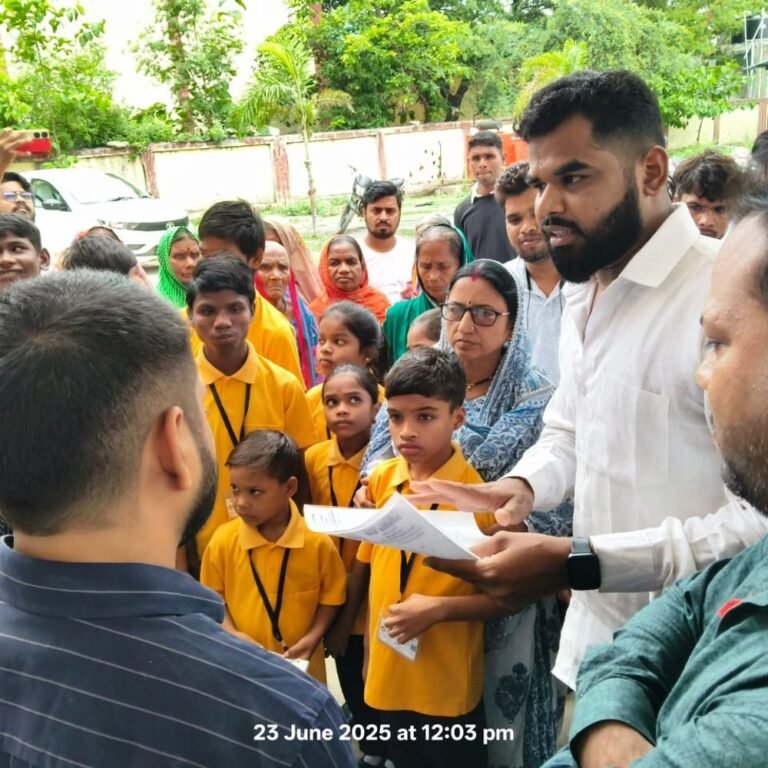 दिव्यांगजन स्कूल बंद करने का विरोध:सारंगढ़ में एनएसयूआई ने कलेक्टर को सौंपा ज्ञापन, आंदोलन की चेतावनी