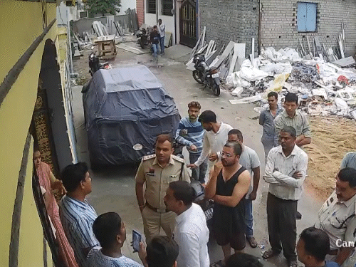 AC हटाने कहा तो विधायक बोले- गोली मार दूंगा:जैजेपुर MLA का पड़ोसी के साथ विवाद; दोनों पक्षों ने कराई FIR