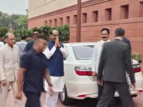 संसद का मानसून सत्र आज से:PM मोदी थोड़ी देर में मीडिया को संबोधित करेंगे; ऑपरेशन सिंदूर-सीजफायर पर हंगामे के आसार