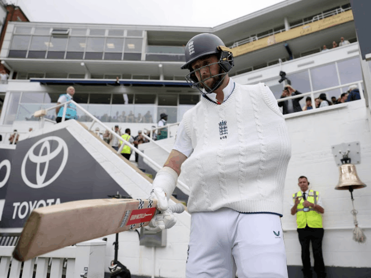 एक हाथ से बैटिंग करने उतरे क्रिस वोक्स:मैनचेस्टर में जडेजा ने स्टोक्स के ड्रॉ का प्रपोजल ठुकराया; एंडरसन-तेंदुलकर ट्रॉफी के टॉप-12 मोमेंट्स