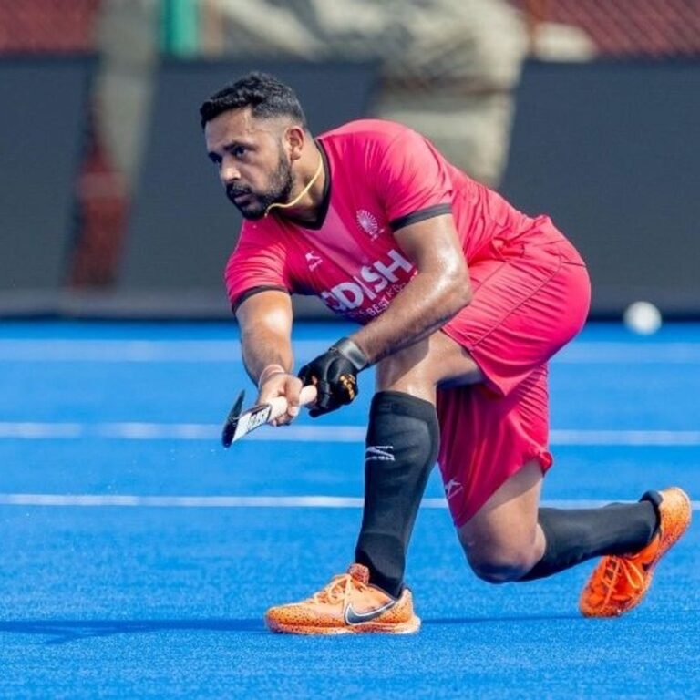 हॉकी एशिया कप में भारत-जापान मैच:इंडिया 2-0 से आगे, मंदीप और हरमनप्रीत ने गोल दागे; यामोतो को ग्रीन कार्ड