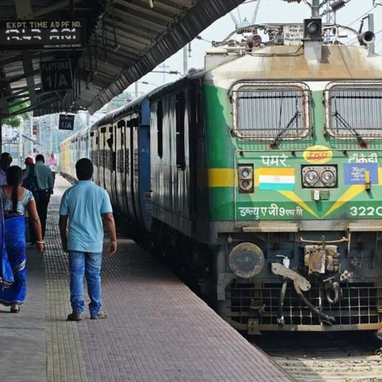 रेलवे कर्मचारियों को ₹1866 करोड़ दिवाली बोनस देगी सरकार:कैबिनेट मीटिंग में फैसला, 10.91 लाख कर्मचारियों को फायदा मिलेगा