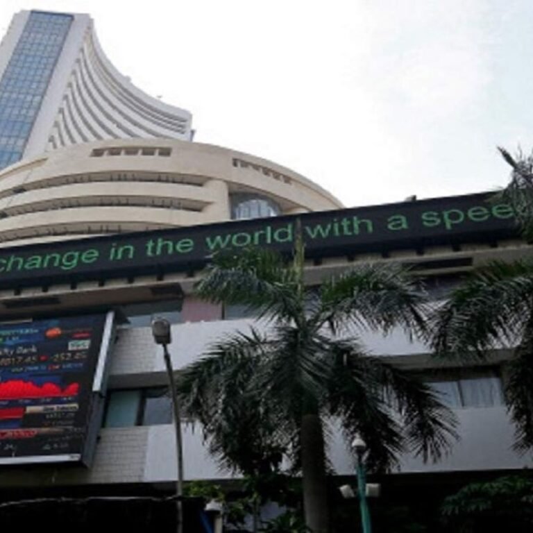सेंसेक्स में 150 अंक से ज्यादा की तेजी:82,300 के स्तर पर कारोबार कर रहा, निफ्टी भी 50 अंक चढ़ा; बैंकिंग-IT शेयर्स में बढ़त