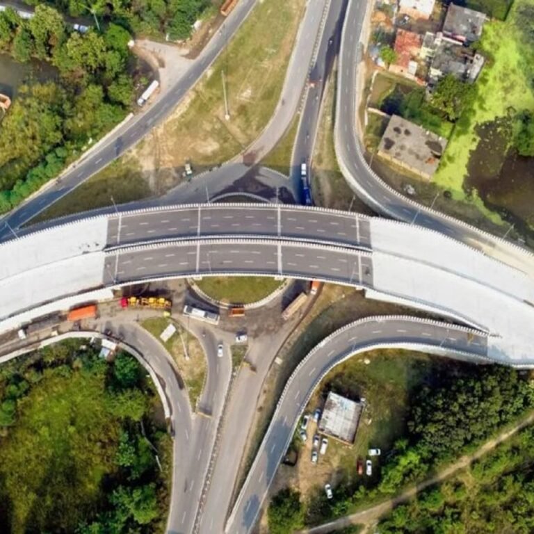 नया नियम इसी महीने से लागू:मुआवजे में फर्जीवाड़ा रोकने बदलाव…जमीन के बाजार मूल्य की गणना अब हेक्टेयर में ही होगी, एक ही तरीके से देंगे रकम