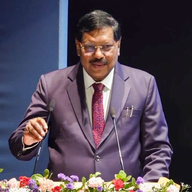 CJI बोले- डिजिटल युग में लड़कियां सबसे ज्यादा असुरक्षित:तकनीक सशक्तिकरण नहीं, शोषण का जरिया बनी; इसके खिलाफ पुलिस को खास ट्रेनिंग जरूरी