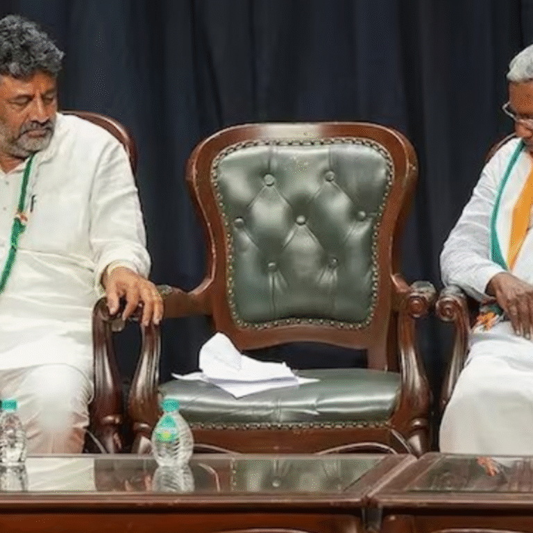 कर्नाटक CM विवाद: शिवकुमार Vs सिद्धारमैया:डिप्टी सीएम बोले- शब्द दुनिया की सबसे बड़ी शक्ति, सीएम का जवाब- इससे ज्यादा शक्ति जनता के काम में
