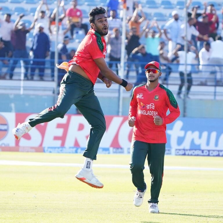 भारत राइजिंग स्टार्स एशिया कप सेमीफाइनल में बांग्लादेश से हारा:आखिरी गेंद पर 3 रन बनाकर मैच टाई कराया, सुपर ओवर में वाइड फेंककर हारे