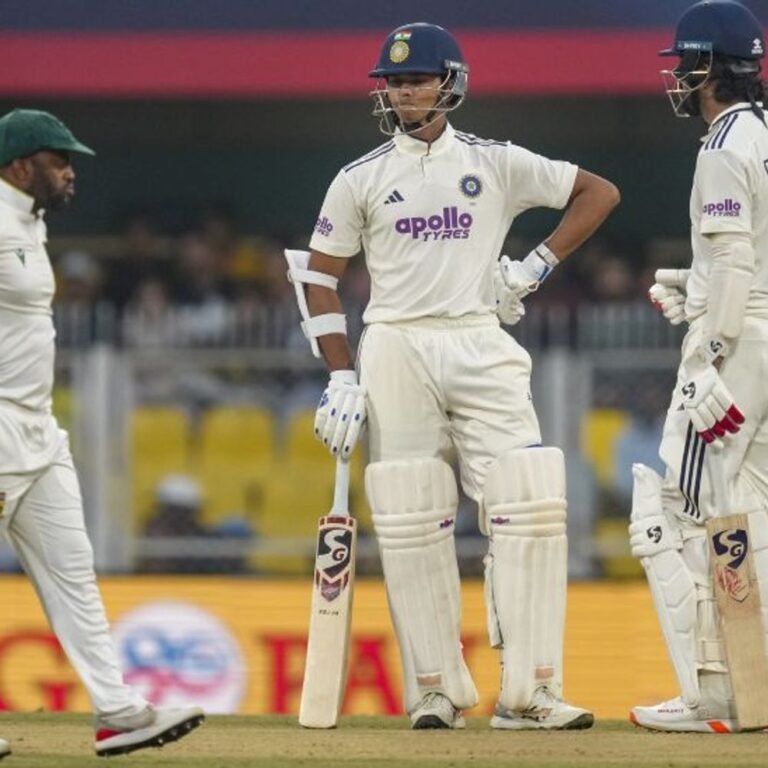 गुवाहाटी टेस्ट में साउथ अफ्रीका 480 रन से आगे:राहुल और यशस्वी आज भारत की पारी आगे बढ़ाएंगे; सेनुरन मुथुसामी ने शतक लगाया