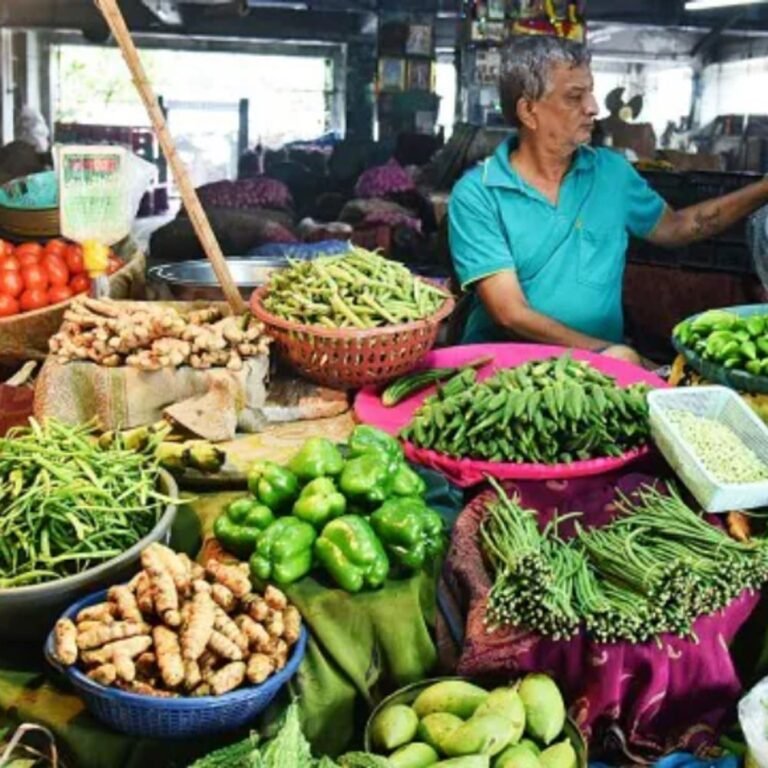 अक्टूबर में रिटेल-महंगाई रिकॉर्ड निचले स्तर पर आ सकती है:इसके 0.50% के नीचे रहने की उम्मीद, आज जारी होंगे महंगाई के आंकड़े