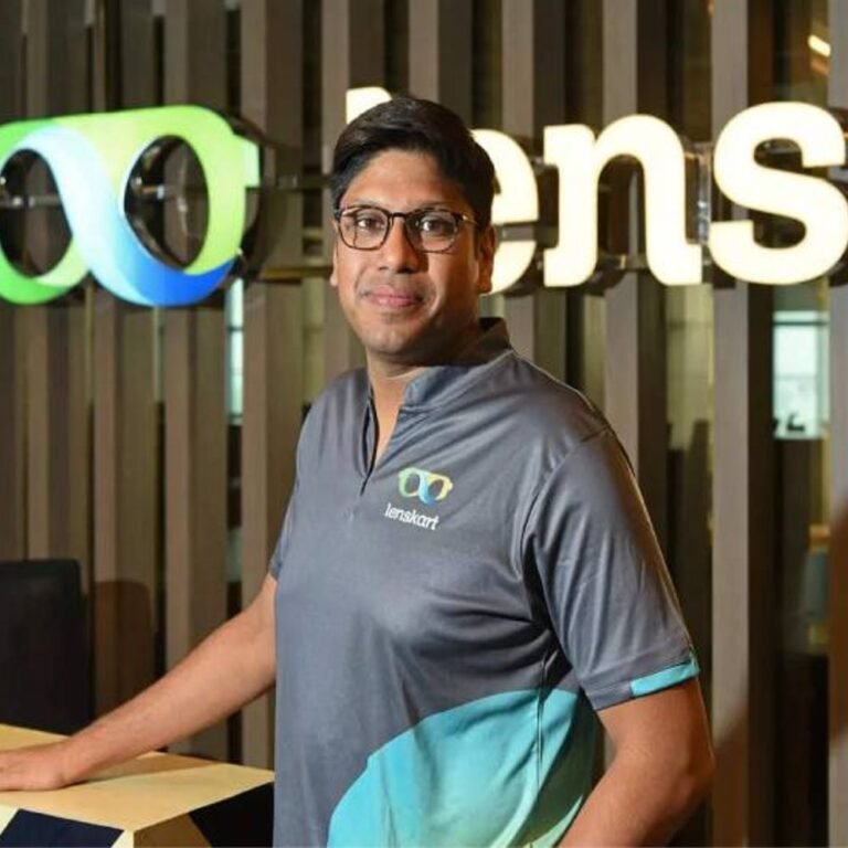 लेंसकार्ट का शेयर लिस्टिंग से पहले ग्रे-मार्केट में ₹10 गिरा:BSE-NSE पर आज लिस्ट होगा, इश्यू को टोटल 28.27 गुना सब्सक्रिप्शन मिला था