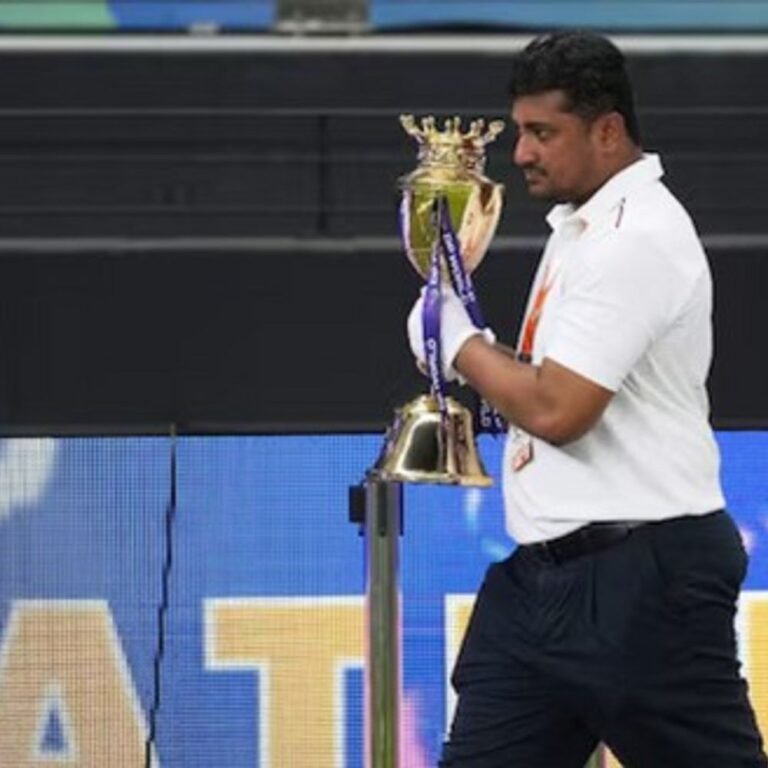 ICC ने एशिया कप ट्रॉफी विवाद सुलझाने कमेटी गठित की:कहा- भारत-PAK मिलकर मसला सुलझाएं; टीम इंडिया ने PCB चीफ से ट्रॉफी नहीं ली थी