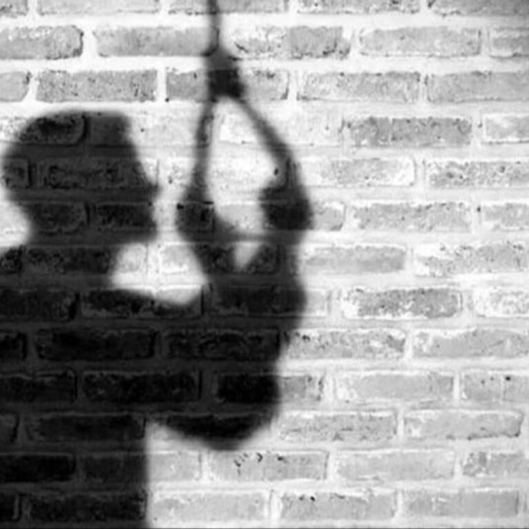 जगदलपुर में जवान ने किया सुसाइड:जंगल में फंदे से लटकी मिली लाश, पारिवारिक विवाद कारण