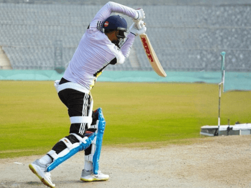 शुभमन गिल प्रैक्टिस करने मोहाली पहुंचे:स्पिन-फास्ट बॉलिंग पर बैटिंग की; 18 पारियों में अर्धशतक नहीं, टी-20 वर्ल्ड कप टीम से बाहर हुए