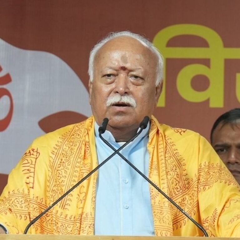 भागवत बोले-हम जहां रहते हैं वो हिंदू घर जैसा दिखे:दीवारों पर विवेकानंद की तस्वीर हो या माइकल जैक्सन की, यह तय करना होगा
