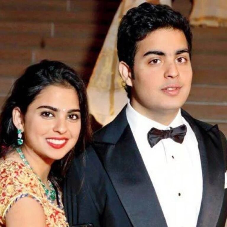 पानीपत जिला कोर्ट में ‘जियो’ का नेटवर्क फेल:लोक अदालत में आकाश-ईशा अंबानी तक पार्टी; वकीलों को फोन करने खुले में जाना पड़ रहा