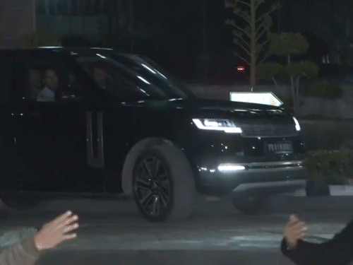 CBI ने सुपरस्टार विजय से 6 घंटे पूछताछ की:एक्टर बोले- भगदड़ के लिए हम जिम्मेदार नहीं; करूर में 41 लोगों की मौत हुई थी