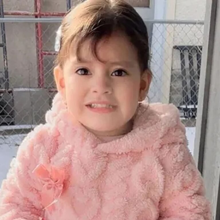 अमेरिका में 2 साल की बच्ची को हिरासत में लिया:कार में थी, अफसरों ने गाड़ी रोकी, शीशा तोड़ा और पिता के साथ पकड़ लिया