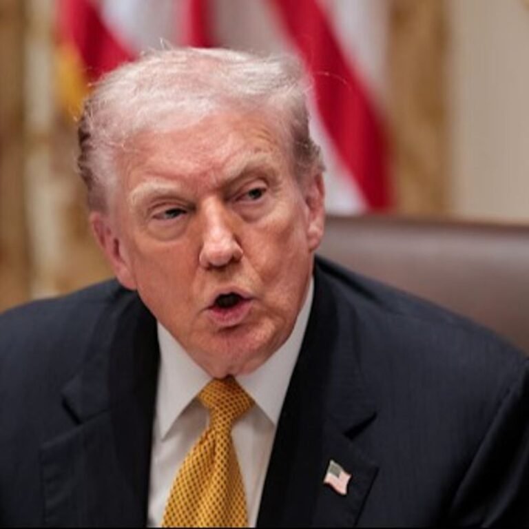 ट्रम्प टैरिफ पर सुप्रीम कोर्ट का फैसला थोड़ी देर में:अगर हारे तो अरबों डॉलर लौटाने होंगे; ट्रम्प बोले- अमेरिका बर्बाद हो जाएगा