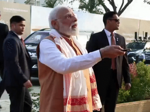 पीएम मोदी का तीन महीने में असम का तीसरा दौरा:हाईवे पर लैंड करेगा पीएम का प्लेन; ₹5,450 करोड़ के प्रोजेक्ट्स का उद्घाटन करेंगे