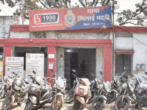 भिलाई स्टील प्लांट का इंजीनियर बाइक चोर गिरोह का मास्टरमाइंड:मास्टर चाबी से 31 बाइक पार, रायपुर से आकर चोरी, जशपुर में बेचीं,CCTV में खुलासा