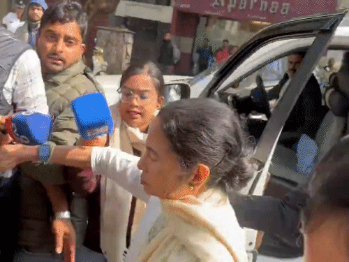 I-Pac रेड विवाद-ममता पर पावर के गलत इस्तेमाल का आरोप:ED सुप्रीम कोर्ट में बोली-CM के फायदे के लिए पुलिस ने काम में रुकावट डाली