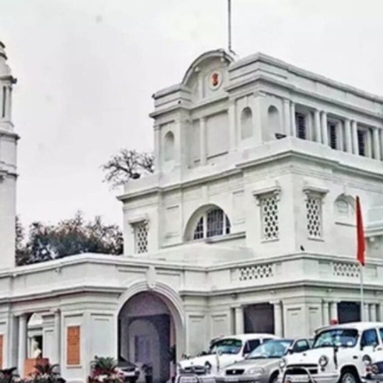 दिल्ली विधानसभा को बम ब्लास्ट की धमकी:खालिस्तानी ग्रुप के नाम से आया ई-मेल; सुबह आर्मी-एयरफोर्स स्कूल को थ्रेट मिली थी