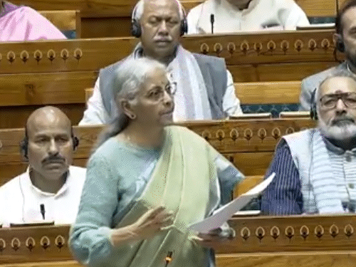 पढ़ाई-लिखाई और अंतिम संस्कार के सामान पर 0% टैक्स:बजट पर वित्त मंत्री का जवाब- चंदन की खेती अब अपराध नहीं